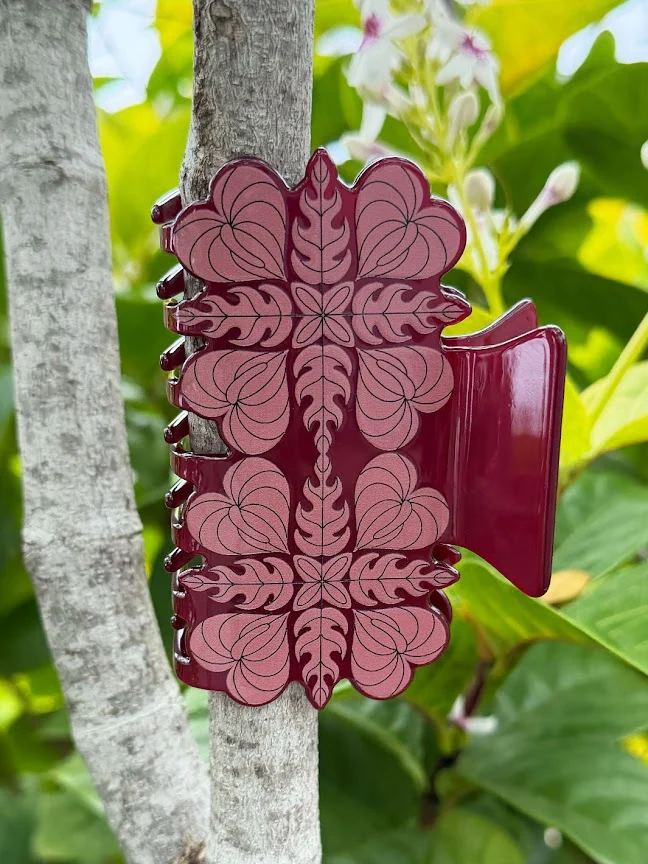HIC ANTHURIUM DOUBLE QUILT HAIR CLAW - WINE