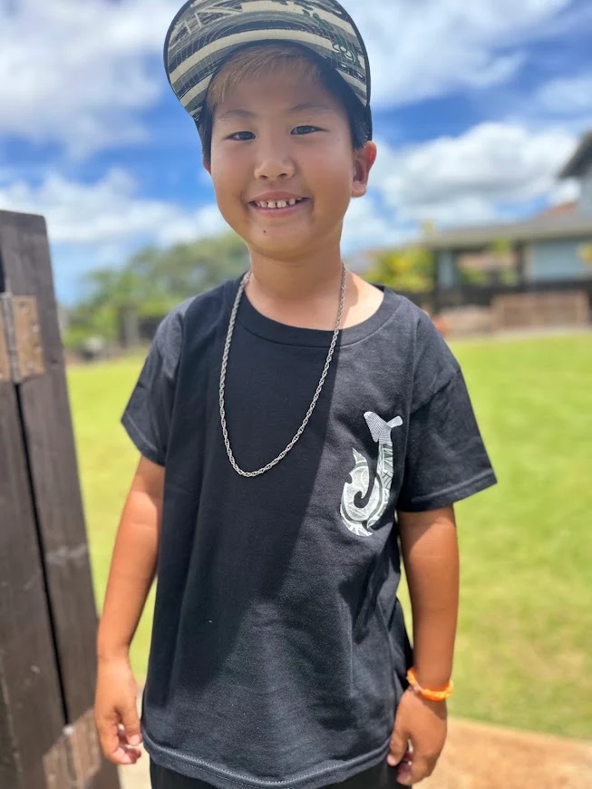 HIC KAILUA HOOK YOUTH TEE - BLACK - Image 2